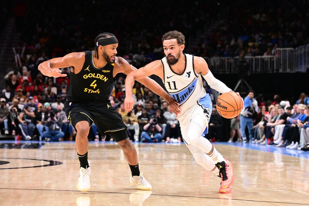 主优化词：塞维利亚客场几百强敌，表现出色